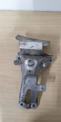 Audi A8 S8 D4 4H Engine mounting bracket 4G0199308AE