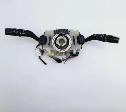 Mazda 6 Wiper turn signal indicator stalk/switch 17D318