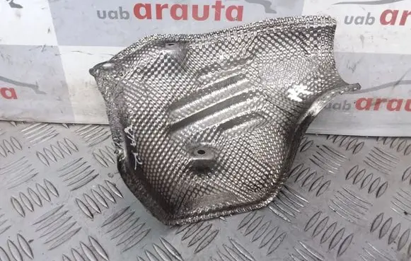 Volkswagen Touareg I Heat shield in engine bay 7L0521443