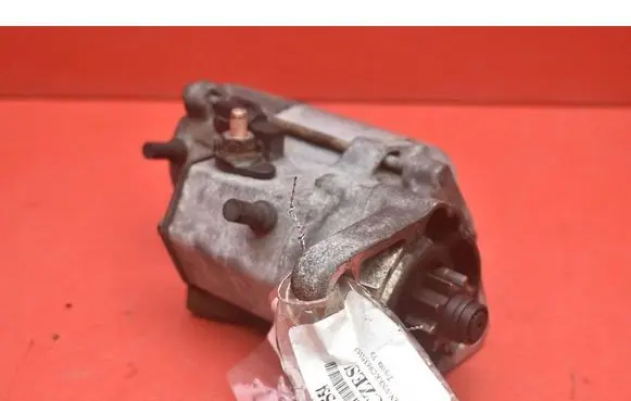 Toyota Yaris Starter motor 28100-33080