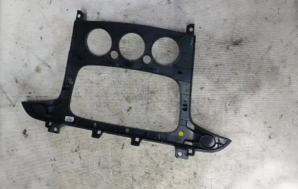 Climate control/heater control trim