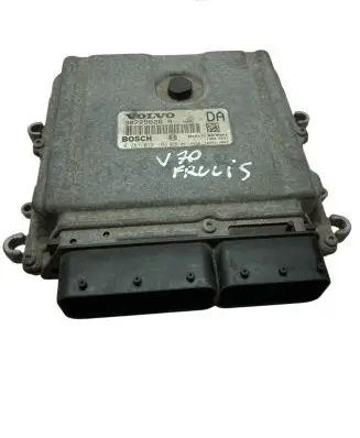 Volvo V70 Engine control unit/module 30729826 0281012103