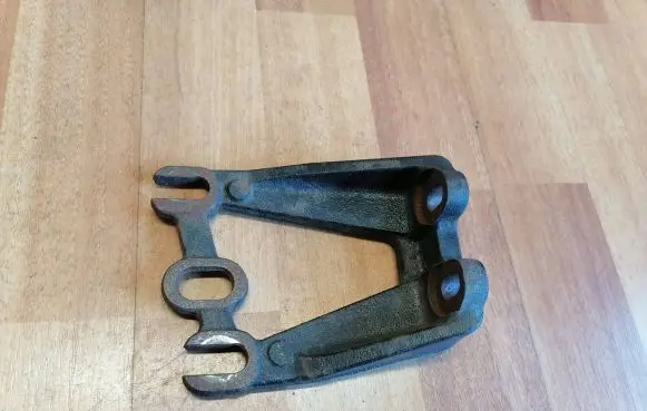 Renault Espace IV Muffler mount bracket/holder 8200577165