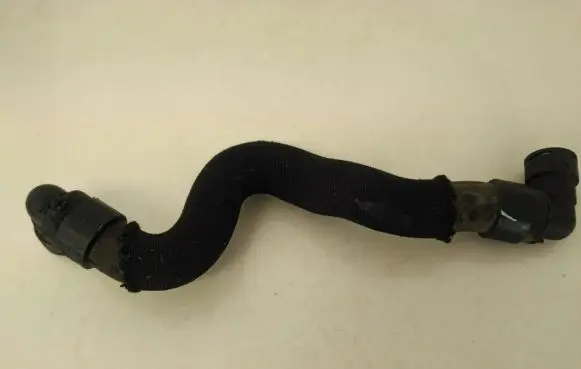 Ford Focus Engine coolant pipe/hose