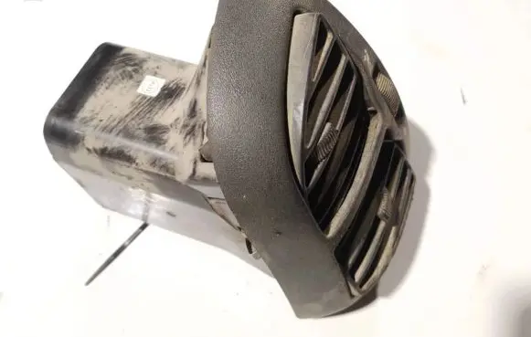 Fiat Ducato Dash center air vent grill 130422502 stn3080