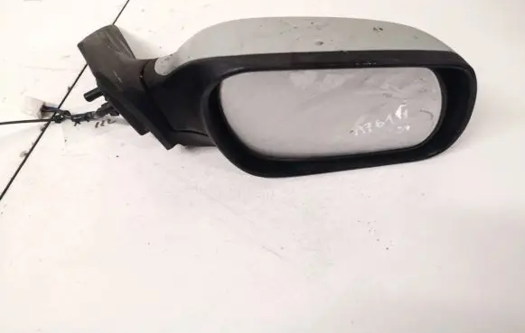Mazda 6 Front door electric wing mirror e11015797