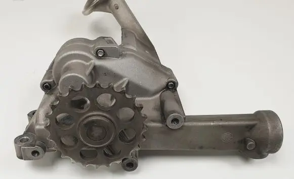 Mercedes-Benz A W168 Oil pump A1661810020
