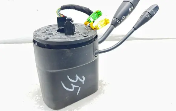 Mercedes-Benz CLK A209 C209 Wiper turn signal indicator stalk/switch A2035408145