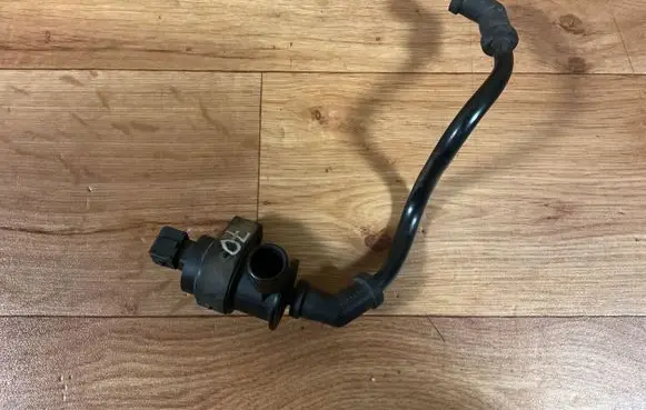 Opel Astra H Vacuum valve 55556934