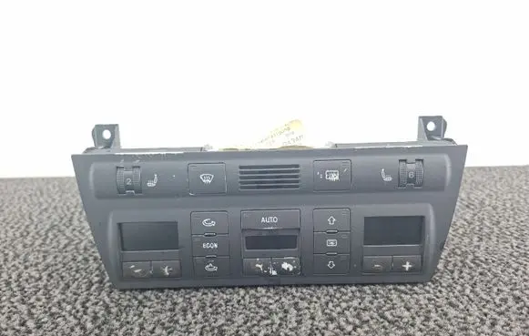 Audi A6 S6 C5 4B Climate control unit 4B0820043AM 5HB00760457 0105H015