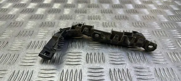 Audi A3 S3 8V Bumper support mounting bracket corner 8V3807184A