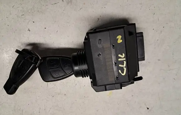 Mercedes-Benz CLK A209 C209 Ignition lock 2095451308