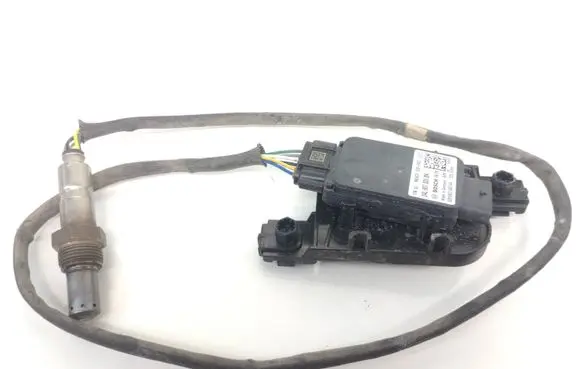 Volkswagen Tiguan Lambda probe sensor 04L907805BK 1259018013 0281007143