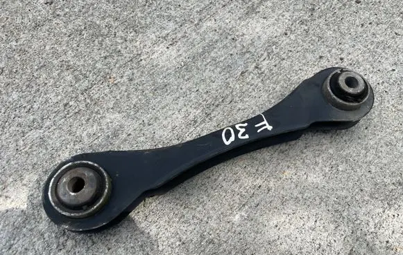 BMW 1 F20 F21 Rear upper control arm/wishbone 6792517