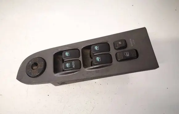 Hyundai Trajet Electric window control switch 620W03030