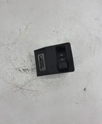 BMW 5 E34 Fog light switch 61311389094