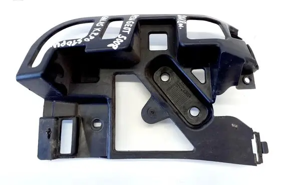 Peugeot 5008 II Rear bumper mounting bracket 9814616280