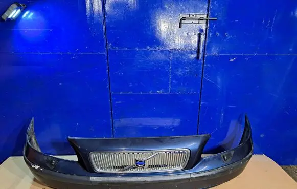 Volvo V70 Front bumper 9479783