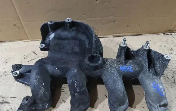 Suzuki Grand Vitara II Intake manifold