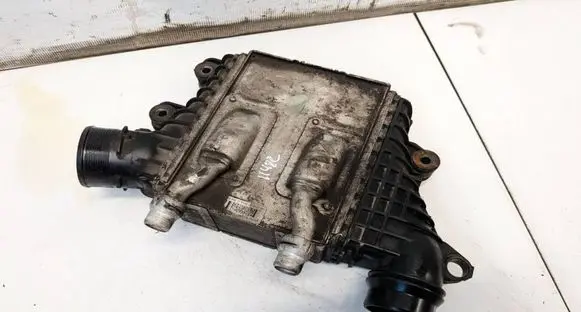 Land Rover Discovery Sport Intercooler radiator GJ329L440AD