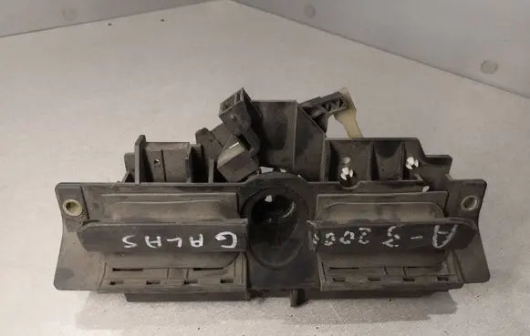 Audi A3 S3 8L Tailgate/trunk/boot lock/catch/latch 4B0827565H 8D9827565H