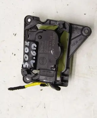 Fiat 500X A/C air flow flap actuator/motor A21102100