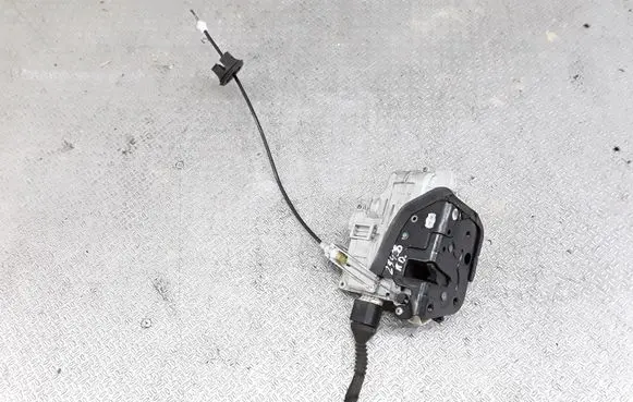 Audi A4 S4 B7 8E 8H Front door lock 8E1837016AA