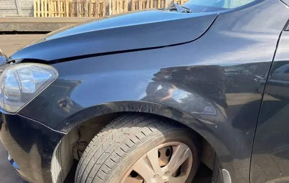KIA Ceed Fender