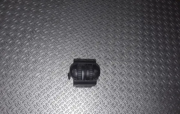 Volkswagen Golf V Headlight level height control switch 1K0941333