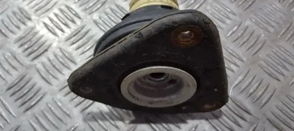 Ford Focus Coil spring mount 3m513k155dc