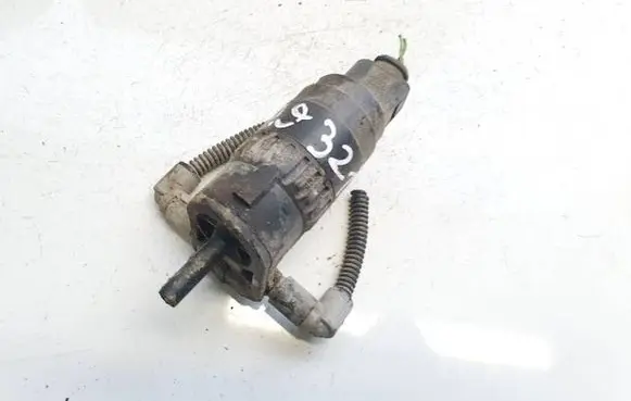 Skoda Fabia Mk2 (5J) Windscreen/windshield washer pump 1k6955651 613022934
