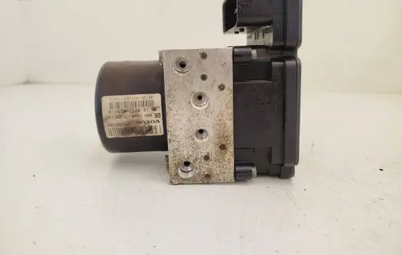 Volvo V70 ABS Pump 31261142 000404974D0 10061336081