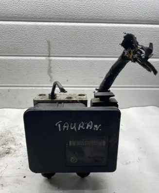 Volkswagen Touran I ABS Pump 1K0907379AA