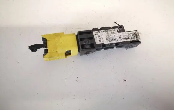 Volkswagen Phaeton Airbag deployment crash/impact sensor 7l0909606d