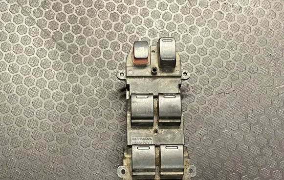 Honda CR-V Electric window control switch F000249A 1312063000007