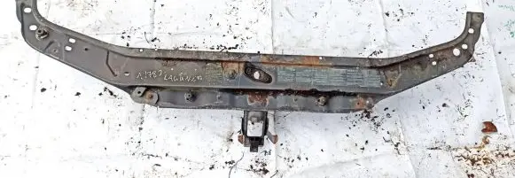 Renault Laguna II Radiator support slam panel