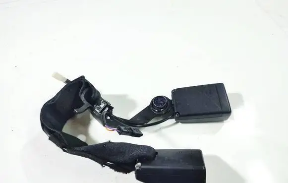 BMW 3 F30 F35 F31 Middle seatbelt buckle (rear) 7375448