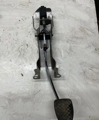 Subaru Forester SH Brake pedal