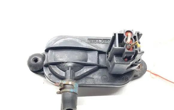 Volvo V50 Fuel pressure regulator 3M5A-5L200-AB