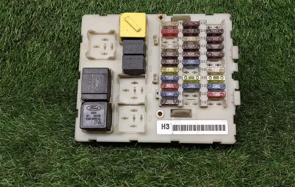 Ford Focus Power management control unit 98AG14A073CH