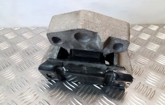 Seat Alhambra (Mk1) Gearbox mount 7M3199555