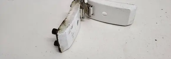 Volkswagen II LT Rear door lower hinge 9017400737
