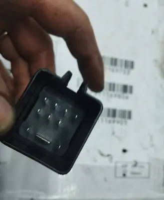 Glow plug pre-heat relay