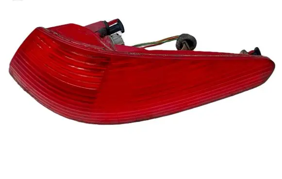 Peugeot 607 Rear/tail lights 2543D