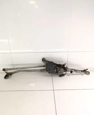 Front wiper linkage and motor