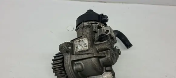 Skoda Superb B8 (3V) Fuel injection high pressure pump 04L130755D