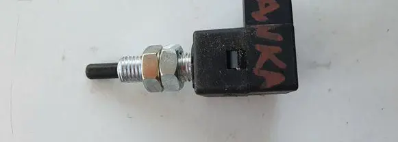Clutch pedal sensor