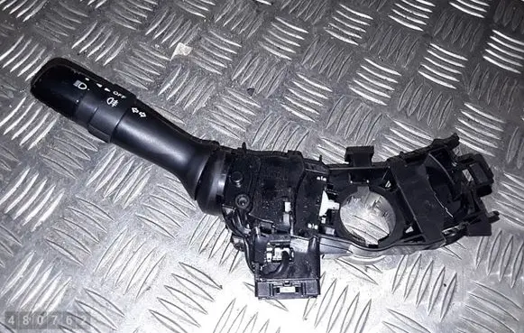 Citroen C1 Light switch 17F001