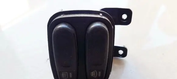 Mazda Xedos 6 Windscreen/window heater switch