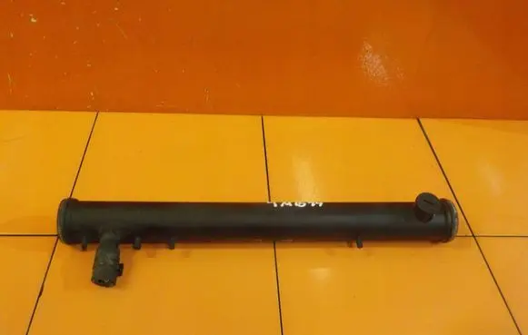 Audi A3 S3 8P Engine coolant pipe/hose 022121085 PRZEWOD